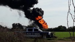 Explota ducto de PEMEX